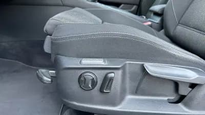 Vendo Volkswagen Passat 2018 - 16499 EUR, 183121 km - AUTO.MOTO.pt