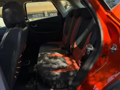 Vendo Renault Captur 2016 - 11900 EUR, 102000 km - AUTO.MOTO.pt