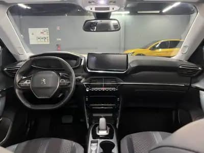 Sell Peugeot e-2008 2020 - 18990 EUR, 50000 km - AUTO.MOTO.pt