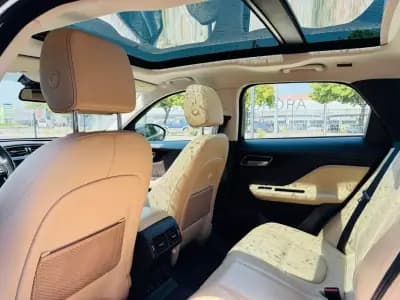 Sell Jaguar F-Pace 2017 - 24999 EUR, 78000 km - AUTO.MOTO.pt