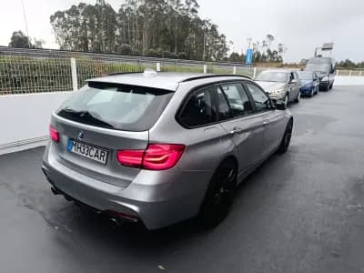 Vendo BMW 318 2018 - 19900 EUR, 170608 km - AUTO.MOTO.pt