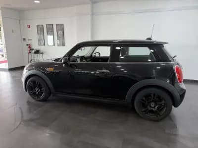 Vendo MINI 2016 - 15000 EUR, 90000 km - AUTO.MOTO.pt