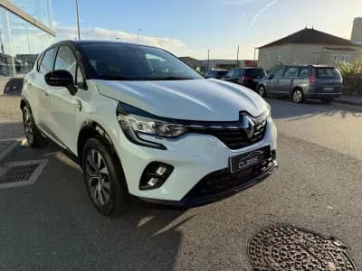 Vendo Renault Captur 2020 - 17500 EUR, 30000 km - AUTO.MOTO.pt