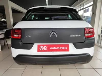 Vendo Citroën C4 Cactus 2018 - 9150 EUR, 106600 km - AUTO.MOTO.pt