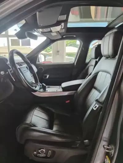 Vendo Land Rover Range Rover Sport 2018 - 42990 EUR, 159000 km - AUTO.MOTO.pt