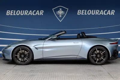 Sell Aston Martin V8 Vantage Roadster 2021 - 165000 EUR, 14873 km - AUTO.MOTO.pt