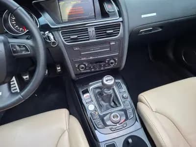 Vendo Audi A5 Cabrio 2009 - 17500 EUR, 234000 km - AUTO.MOTO.pt