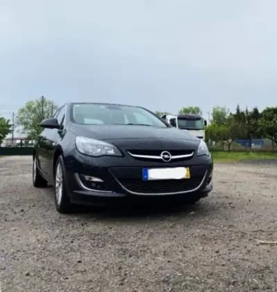 Vendo Opel Astra 2015 - 10990 EUR, 191000 km - AUTO.MOTO.pt
