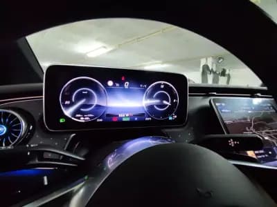 Sell Mercedes-Benz EQE 2023 - 49900 EUR, 19000 km - AUTO.MOTO.pt