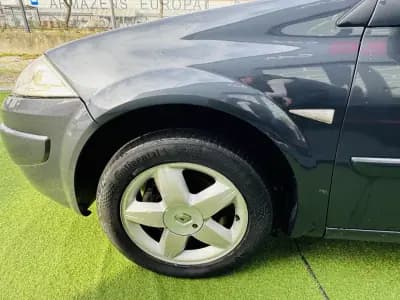 Sell Renault Mégane 2007 - 4750 EUR, 249000 km - AUTO.MOTO.pt