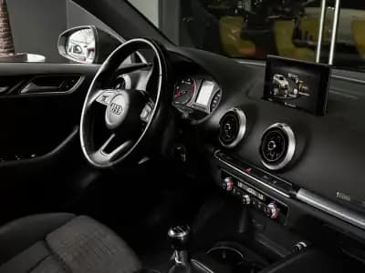 Vendo Audi A3 Sportback 2017 - 15990 EUR, 203700 km - AUTO.MOTO.pt