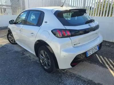 Vendo Peugeot e-208 2020 - 15400 EUR, 34819 km - AUTO.MOTO.pt