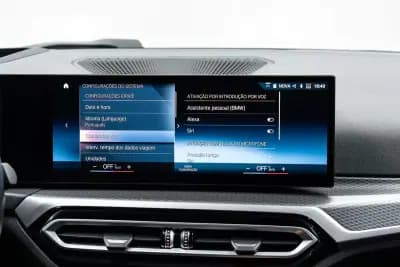 Vendo BMW 330 2023 - 43950 EUR, 44000 km - AUTO.MOTO.pt