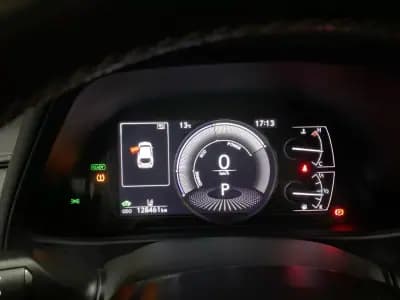 Vendo Lexus UX 250h 2021 - 24950 EUR, 126000 km - AUTO.MOTO.pt