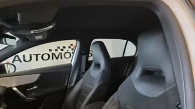 Vendo Mercedes-Benz A 180 2022 - 25900 EUR, 179465 km - AUTO.MOTO.pt