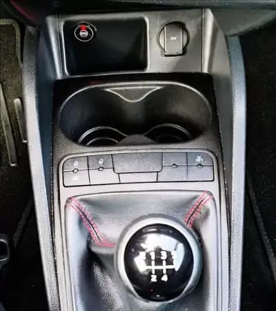 Vendo SEAT Ibiza 2015 - 9990 EUR, 128257 km - AUTO.MOTO.pt