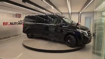 Vendo Mercedes-Benz V 220 2016 - 29900 EUR, 321809 km - AUTO.MOTO.pt