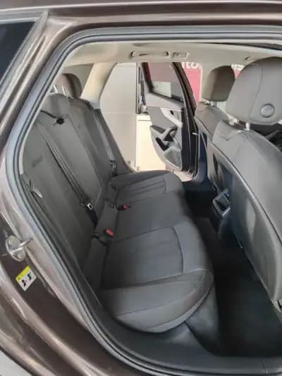 Vendo Audi A4 Avant 2016 - 16250 EUR, 212000 km - AUTO.MOTO.pt