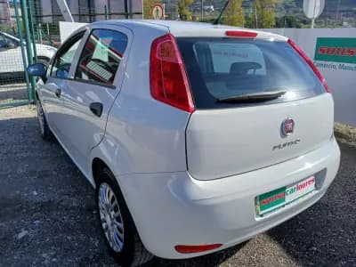 Vendo Fiat Punto 2016 - 7250 EUR, 113705 km - AUTO.MOTO.pt