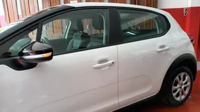 Vendo Citroën C3 VAN 2020 - 13618 EUR, 92936 km - AUTO.MOTO.pt