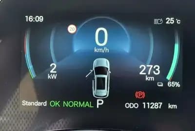 Vendo BYD Atto 3 2023 - 27490 EUR, 11000 km - AUTO.MOTO.pt