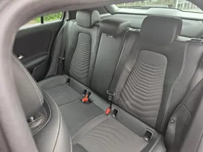 Vendo Mercedes-Benz A 180 2020 - 17950 EUR, 223684 km - AUTO.MOTO.pt