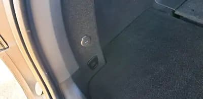 Vendo Tesla Model X 2019 - 59990 EUR, 179000 km - AUTO.MOTO.pt