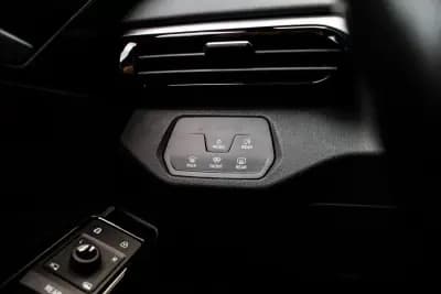 Vendo Volkswagen ID.4 2021 - 26990 EUR, 66500 km - AUTO.MOTO.pt