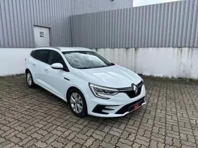 Sell Renault Mégane Sport Tourer 2022 - 17990 EUR, 142667 km - AUTO.MOTO.pt