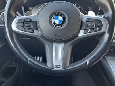 Vendo BMW 320 2021 - 31950 EUR, 80000 km - AUTO.MOTO.pt