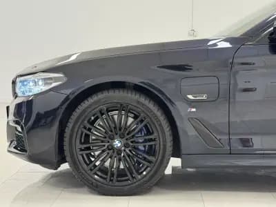 Vendo BMW 530 2020 - 31990 EUR, 120000 km - AUTO.MOTO.pt