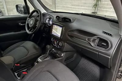Sell Jeep Renegade 2022 - 23950 EUR, 19039 km - AUTO.MOTO.pt