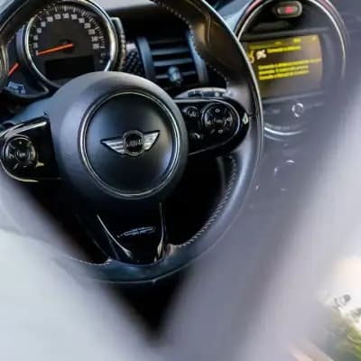 Vendo MINI 2015 - 19999 EUR, 172000 km - AUTO.MOTO.pt