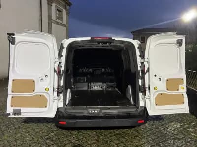 Sell Ford Transit Connect 2021 - 12499 EUR, 104000 km - AUTO.MOTO.pt