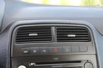 Sell Fiat Grande Punto 2008 - 5900 EUR, 153000 km - AUTO.MOTO.pt