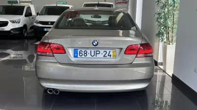 Vendo BMW 330 2007 - 19330 EUR, 59121 km - AUTO.MOTO.pt