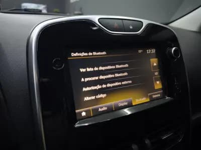 Sell Renault Clio 2015 - 9250 EUR, 201119 km - AUTO.MOTO.pt