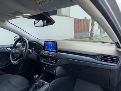 Sell Ford Focus 2021 - 12990 EUR, 167500 km - AUTO.MOTO.pt