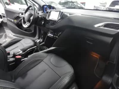 Sell Peugeot 2008 2015 - 8990 EUR, 88000 km - AUTO.MOTO.pt