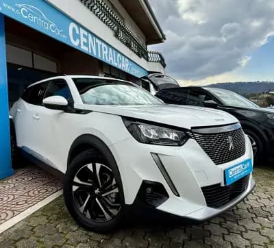 Vendo Peugeot 2008 2021 - 17950 EUR, 65000 km - AUTO.MOTO.pt