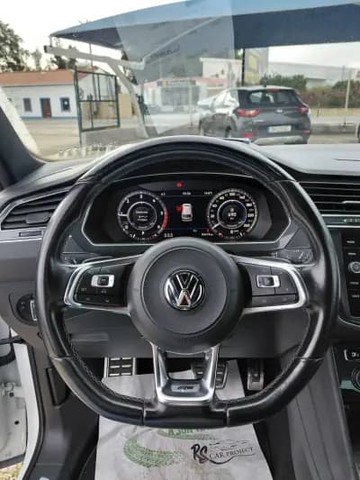 Vendo Volkswagen Tiguan 2017 - 38900 EUR, 94473 km - AUTO.MOTO.pt