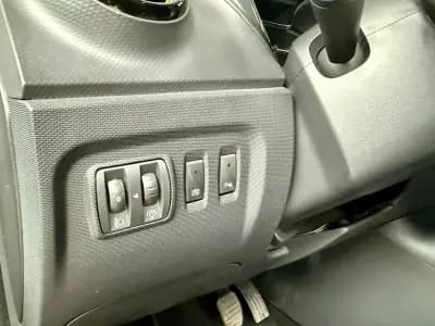 Vendo Renault Captur 2014 - 12990 EUR, 187722 km - AUTO.MOTO.pt