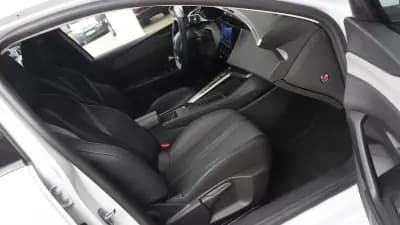 Vendo Peugeot 308 SW 2024 - 22750 EUR, 46000 km - AUTO.MOTO.pt