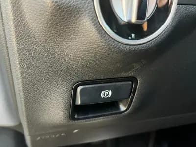 Vendo Mercedes-Benz CLA 180 2016 - 19750 EUR, 80000 km - AUTO.MOTO.pt