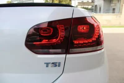 Vendo Volkswagen Golf Cabriolet 2013 - 12450 EUR, 104500 km - AUTO.MOTO.pt