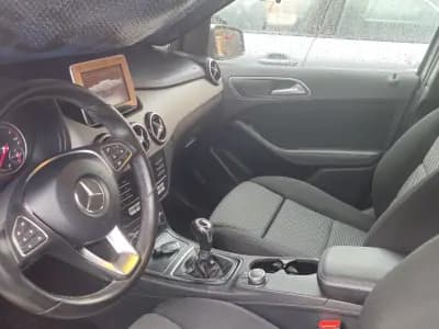 Sell Mercedes-Benz B 180 2018 - 17500 EUR, 80700 km - AUTO.MOTO.pt