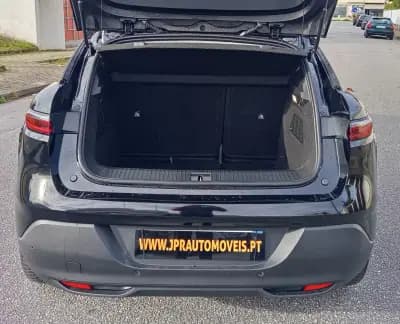 Vendo Renault Mégane E-Tech 2023 - 23490 EUR, 64900 km - AUTO.MOTO.pt