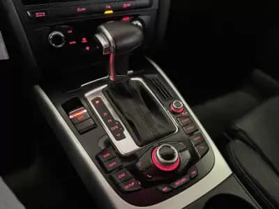 Vendo Audi A5 2015 - 21990 EUR, 59192 km - AUTO.MOTO.pt