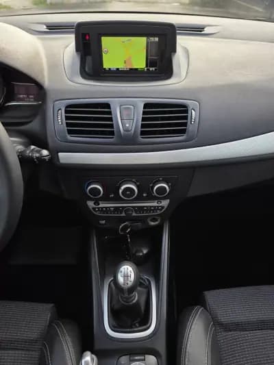 Vendo Renault Mégane Coupe 2011 - 8990 EUR, 234000 km - AUTO.MOTO.pt