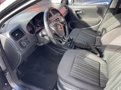 Vendo Volkswagen Polo 2014 - 9950 EUR, 144688 km - AUTO.MOTO.pt